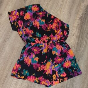 Emery Rose Vibrant One-Shoulder Romper Size XL